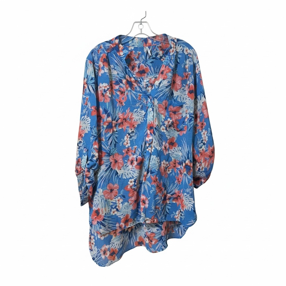 Live 4 Truth Blue Floral Blouse